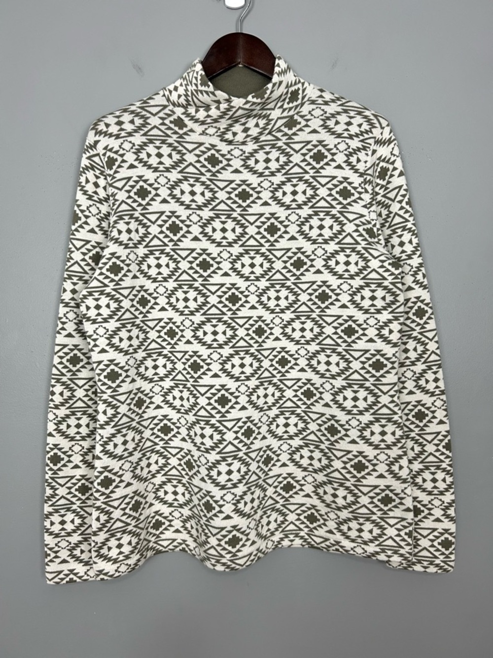Duluth S'no Sweat Aztec Mockneck Sweater Women’s Size L Southwestern Tribal Boho